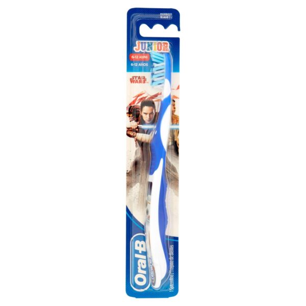 Oral-B Junior - Manual Toothbrush with Star Wars Characters